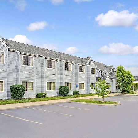 Microtel Inn & Suites By Wyndham Mason Bagian luar foto