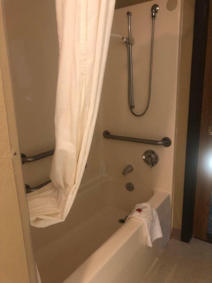 Microtel Inn & Suites By Wyndham Mason Bagian luar foto